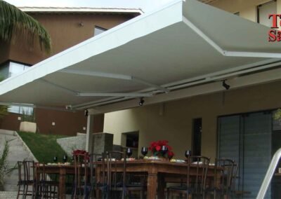 Toldo retratil
